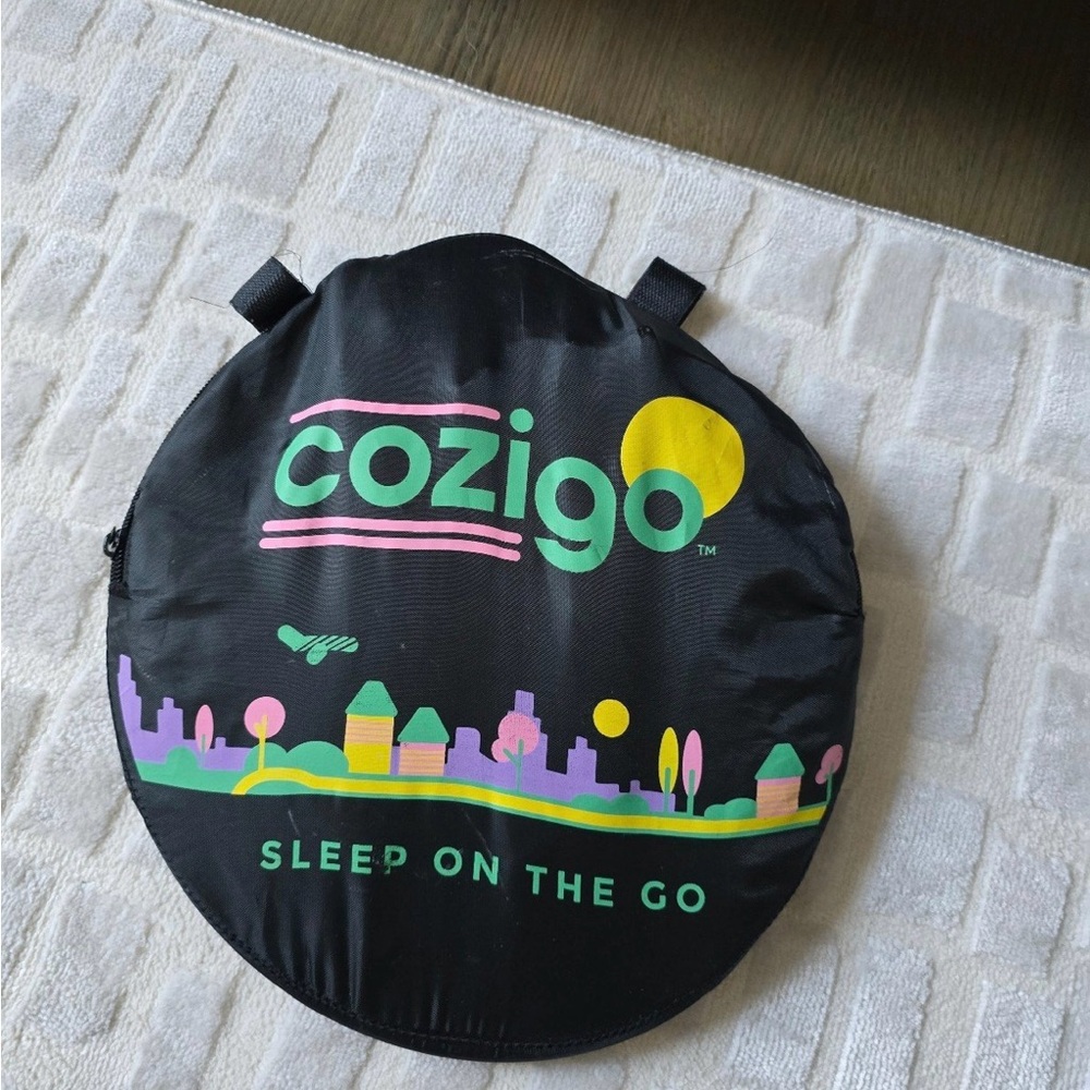 Cozigo Black Travel Cover
